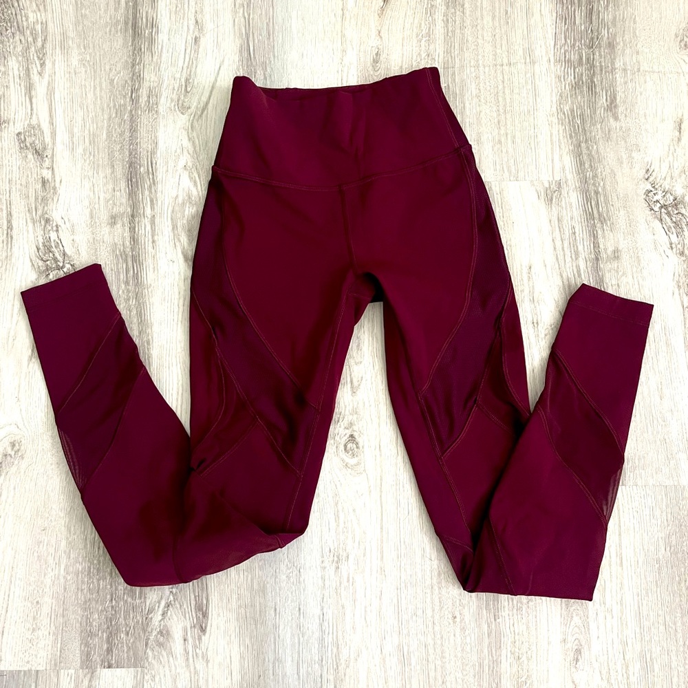 Lululemon leggings. Like new. Cool mesh cutout design. Size 2 medium compression
